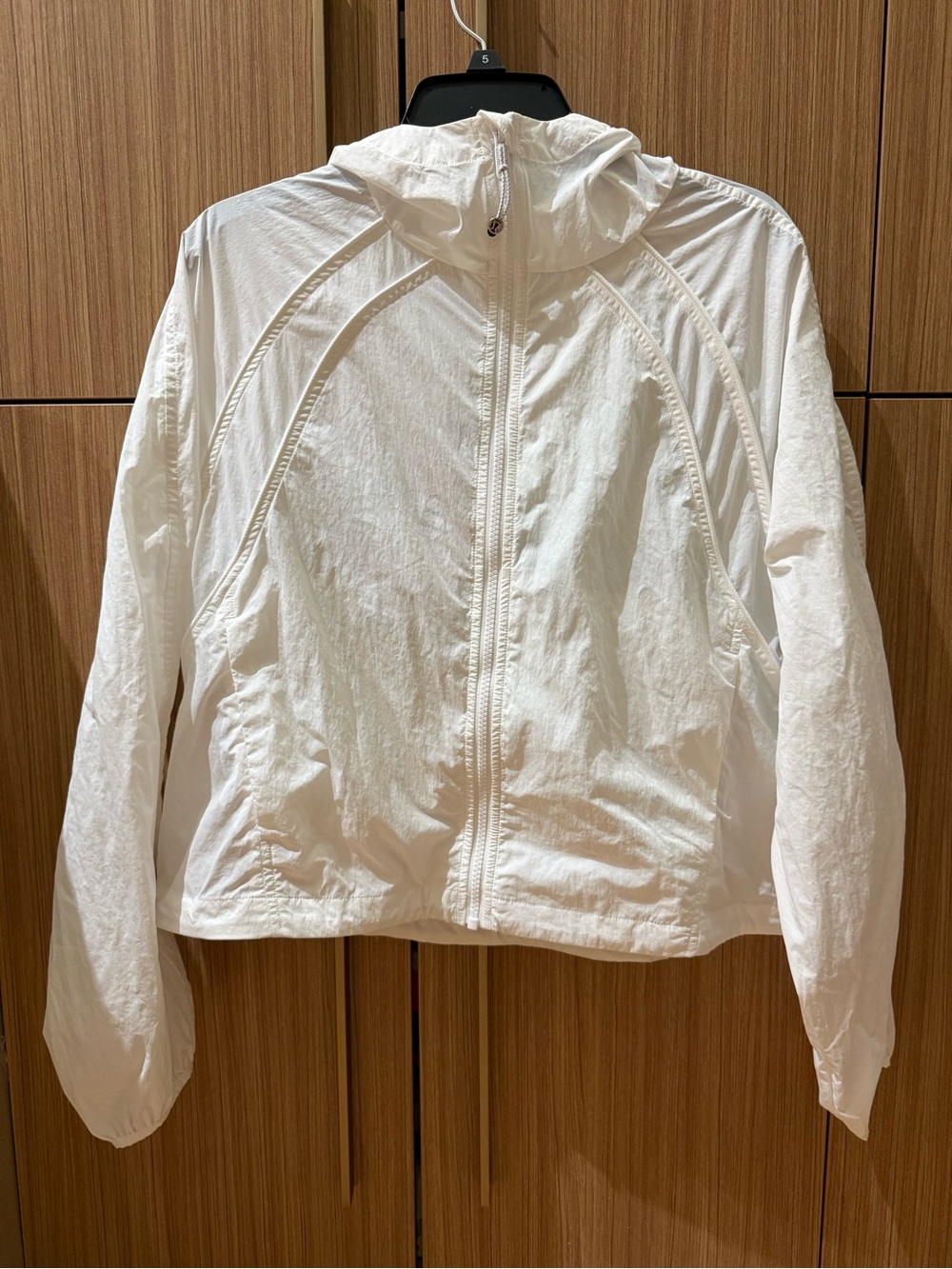 Lululemon Scuba White Hooded Zip Windbreaker
